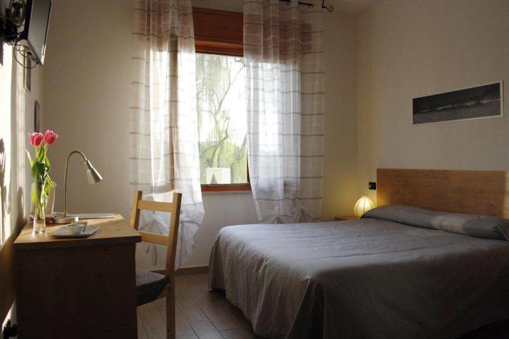 I Due Orfici Bed & Breakfast Cona  Bilik gambar